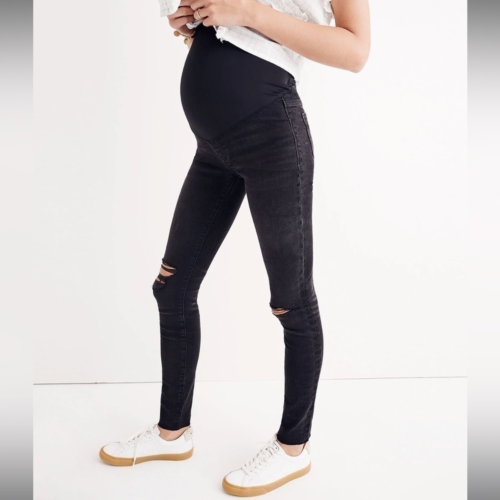 Madewell maternity jeans Women’s Size 25 skinny Washed Black Distressed A